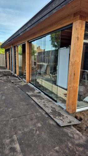 Mancave in de achtertuin whatsapp image 2025 12 17 at 10.28.00 (5)