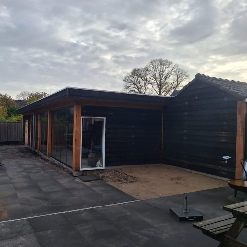 Mancave in de achtertuin whatsapp image 2025 12 17 at 10.28.01 (6)